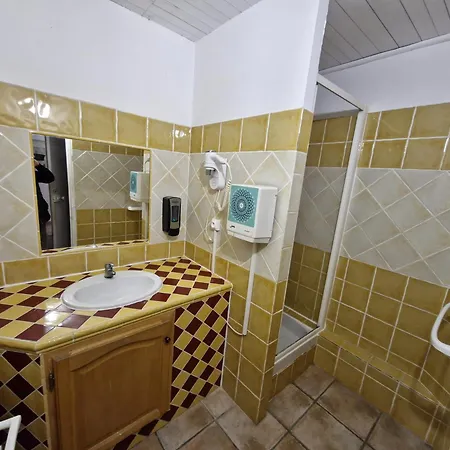 酒店 De Croix 韦尔东的圣克鲁瓦