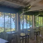 De Croix * Sainte-Croix-de-Verdon